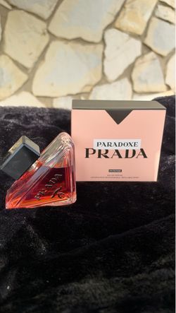 Prada perfum