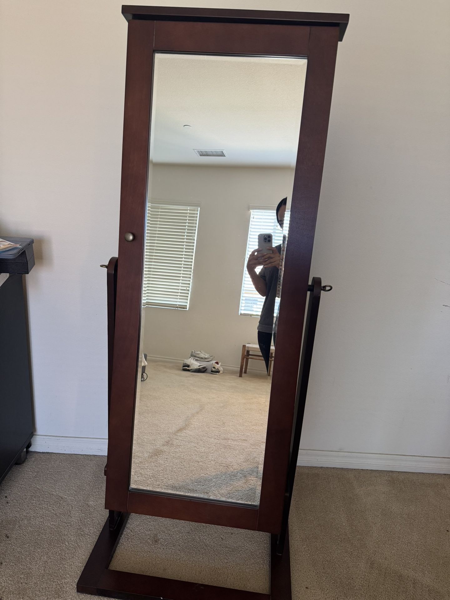 Standing Mirror Jewelry Cabinet