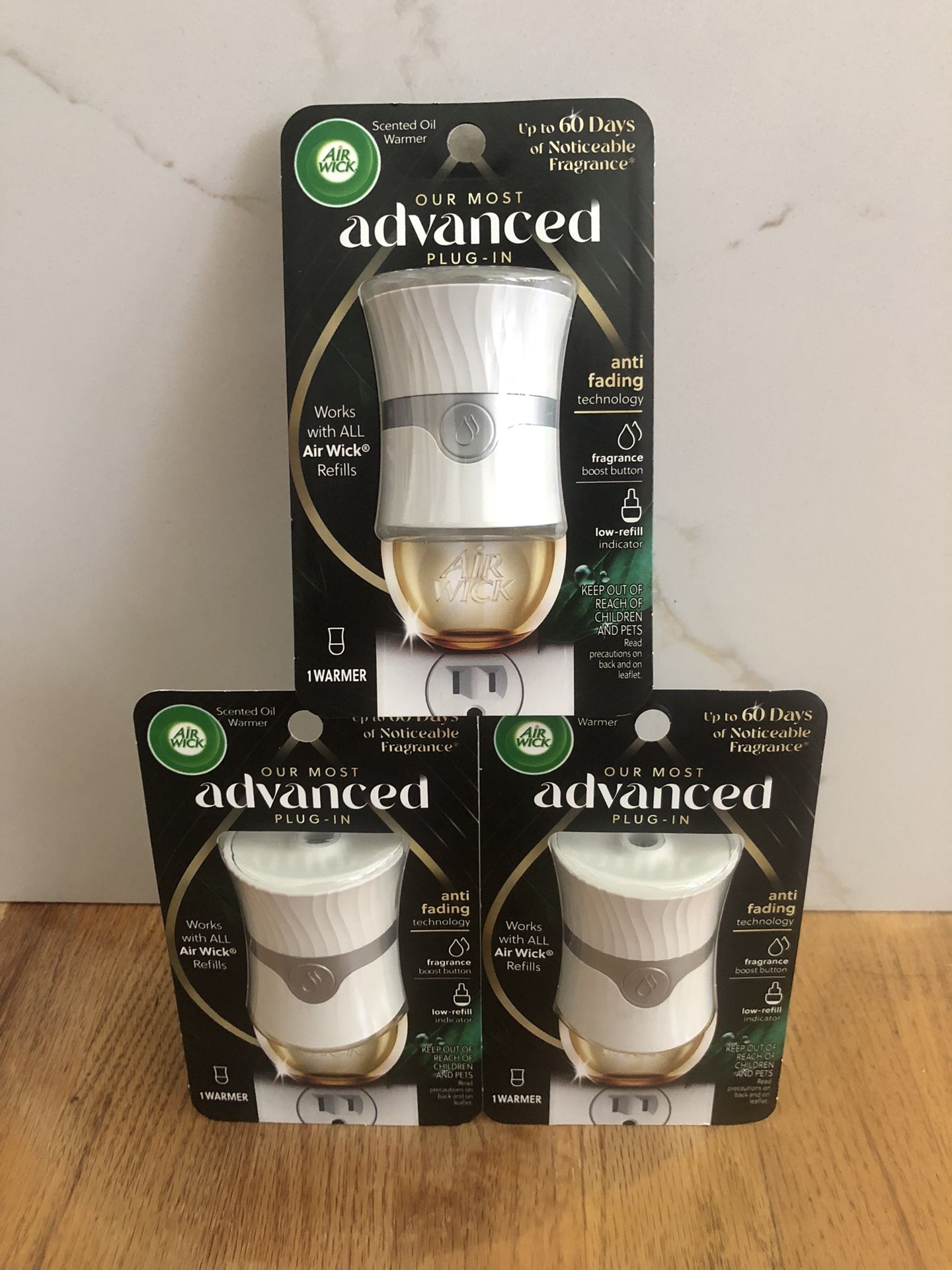 NEW Air Wick Advanced Plug-Ins Warmer (no oils) All for $10