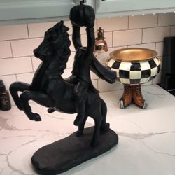 Headless Horseman Statue 