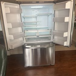 Kenmore French Door Refrigerator With Bottom Freezer Drawer