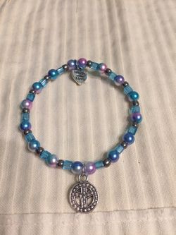 Handmade Stretch Bracelet with Glass Beads and Charm (50)