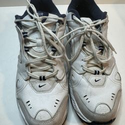 Mens Nike Air Monarch Size 10.5 