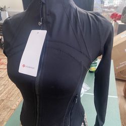 Lululemon Define Cropped Jacket Nulu Black Size 8