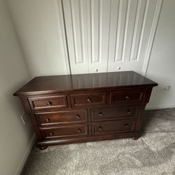 Brown Wooden 7drawer Dresser 