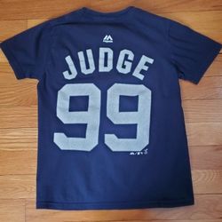 Judge T-shirt 