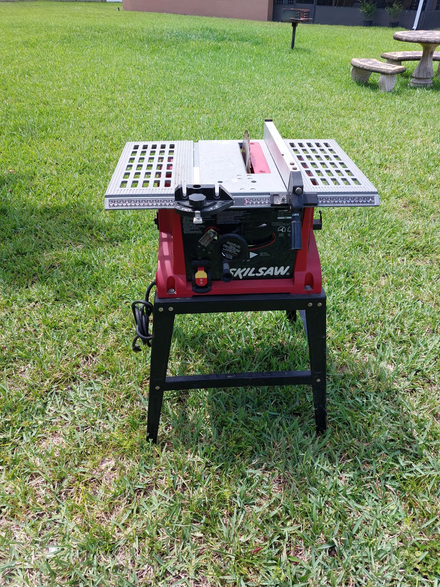 Table saw