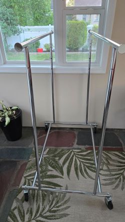 Clothing Rack (Dual Bar)
