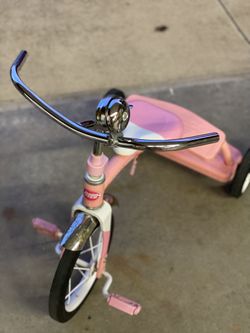 Girls Radio Flyer Tricycle