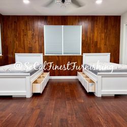 2 Twin beds With 2 Mattresses & Drawers 