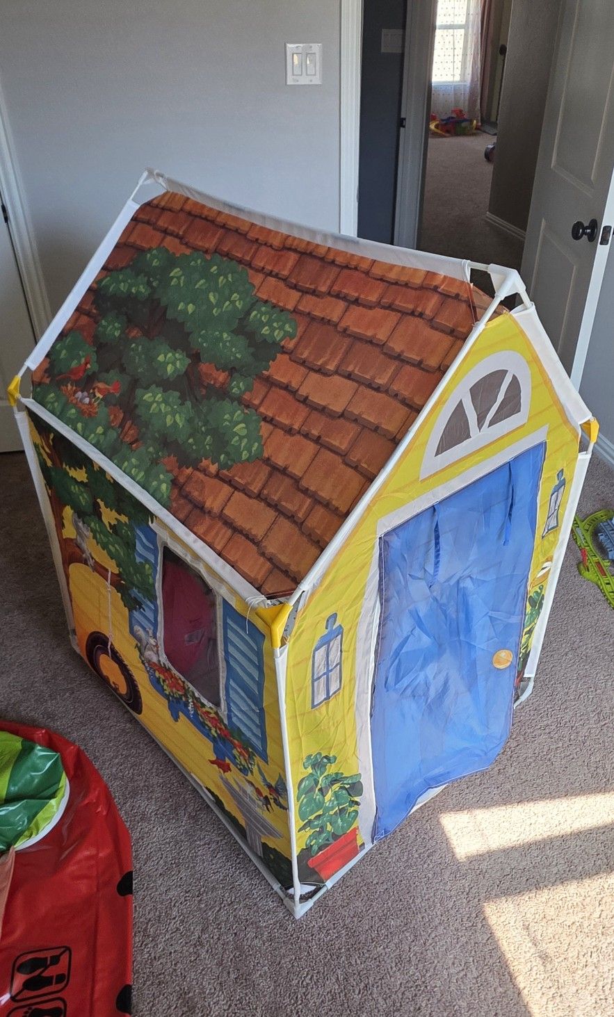 Melissa & Doug Cozy Cottage Fabric Play Tent and Storage Tote