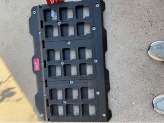 Milwaukee packout mounting