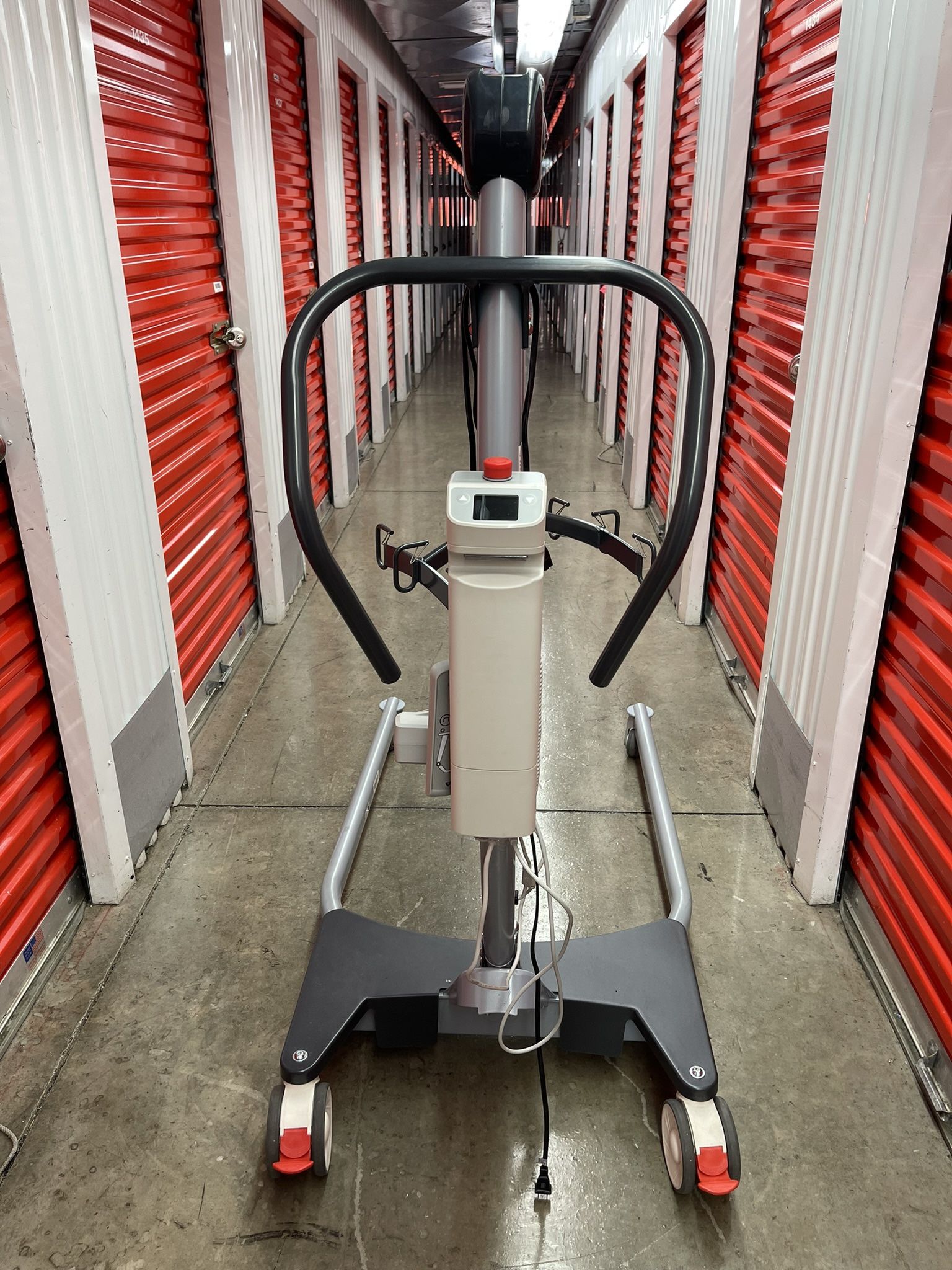 New Hoya Lift - Drive LEVANTAR Floor Lift, Power Base 500 lbs FLP500