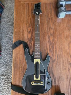 Guitar Hero Live Game & Guitar Controller