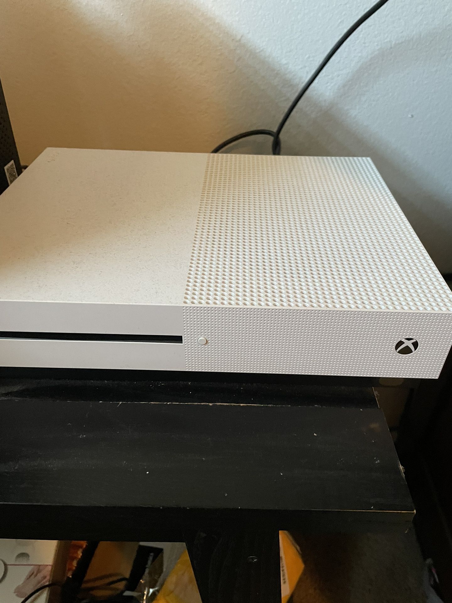 Xbox One S White 1Tb