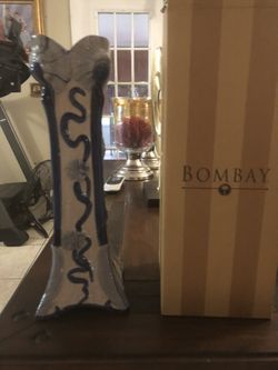 Bombay Brand New Blue And White Vase