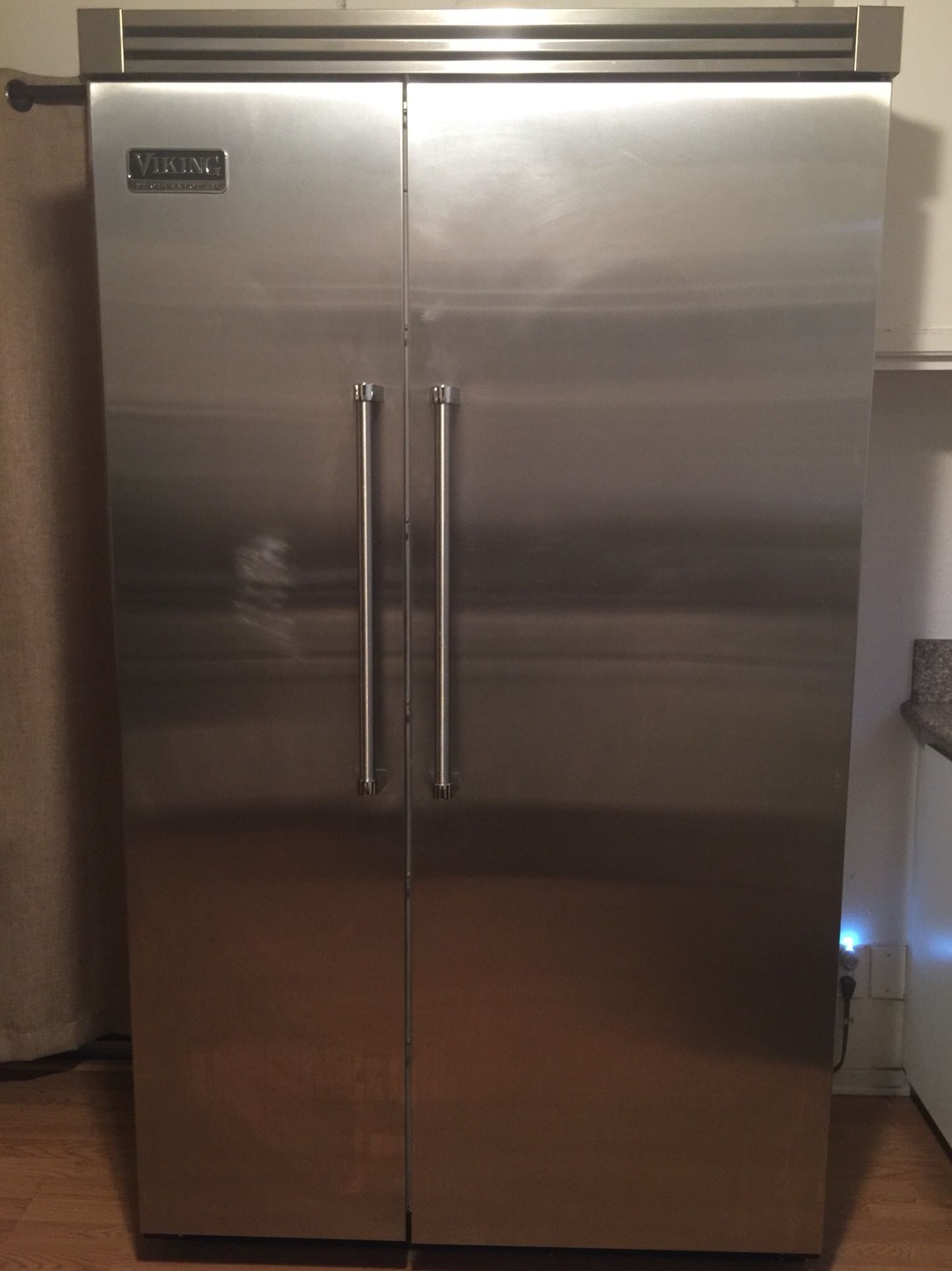 Viking 48” Refrigerator Model# VCSB483SS