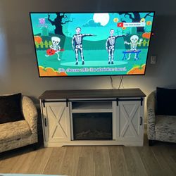 Tv Stand And 2 Armchairs 