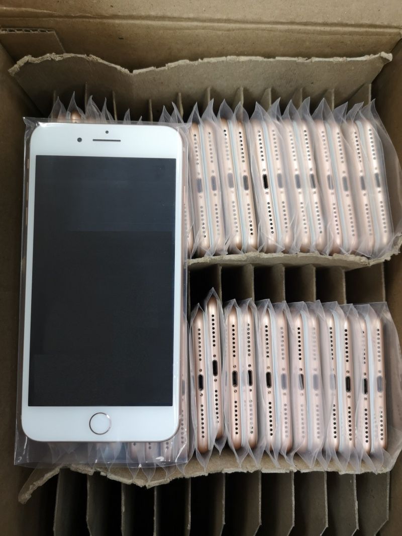 iPhone 8 Plus 64GB Unlocked 