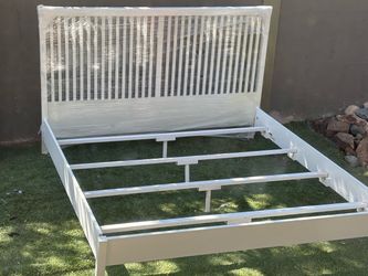 King size bed c