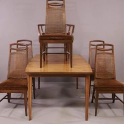 Mid Century Modern Dining Table & 6 Chairs