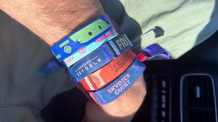 Artist guest wristband with industry shuttle and skydeck