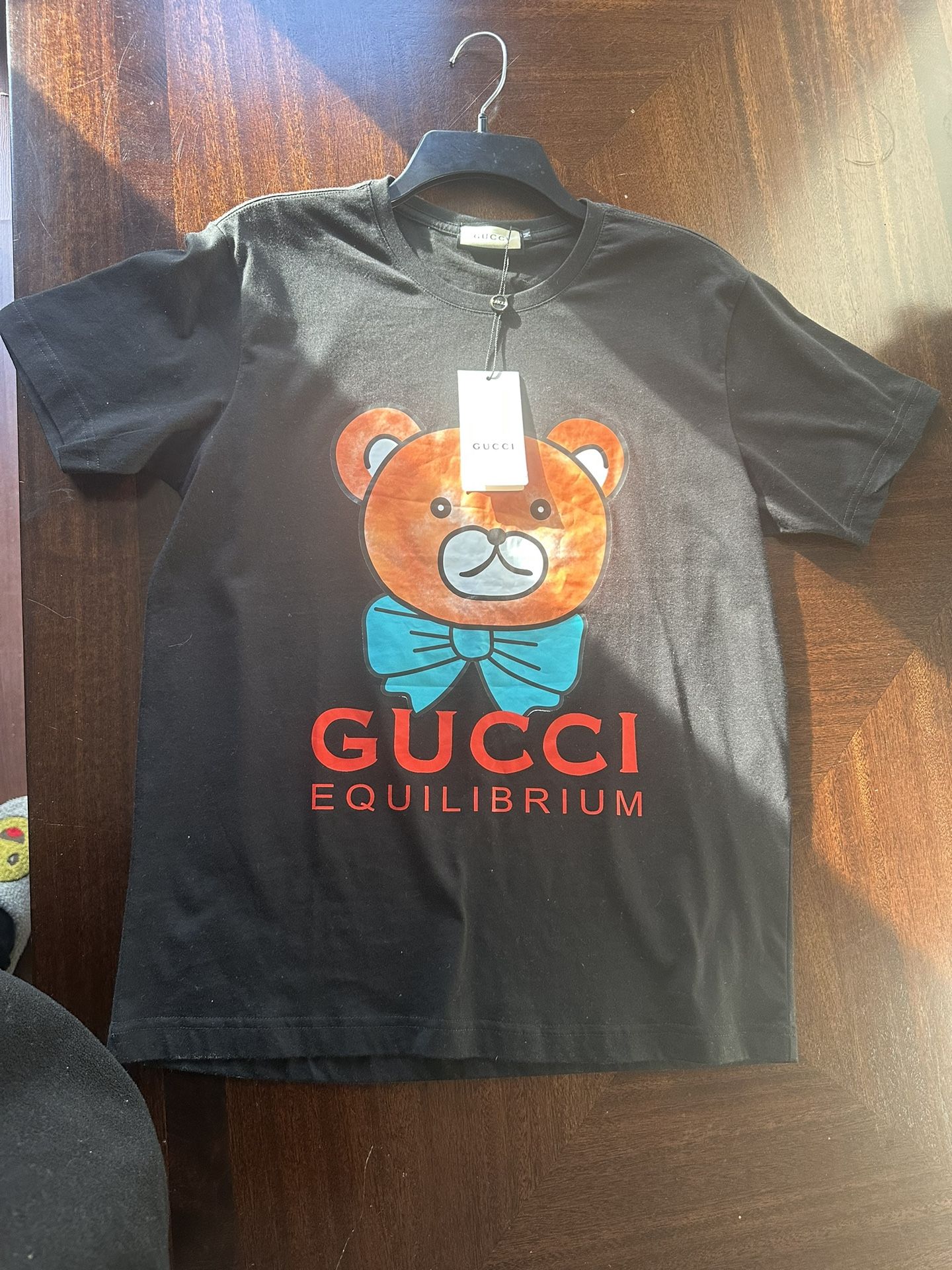 Gucci Shirt. Men’s medium