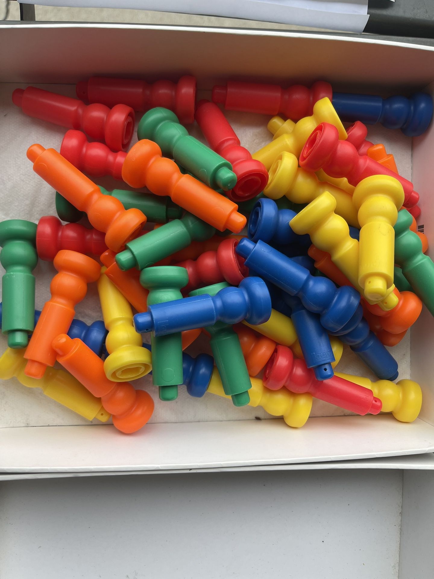 Puzzle Lot of 48 Plastic Pegs Multi Colored Pegs For Puzzles Child Play