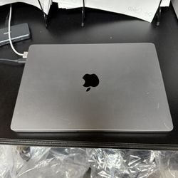 MacBook Pro 14” M1 2021 16GB 512GB with Unlimited Software 