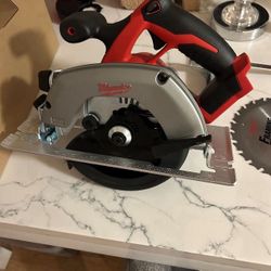Milwaukee Circular Saw