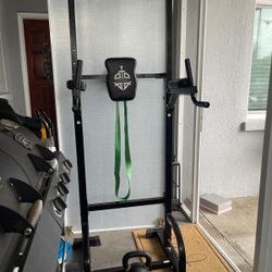 Adjustable Power Tower Pullup Bar And Dip Bar Exercise Equipment