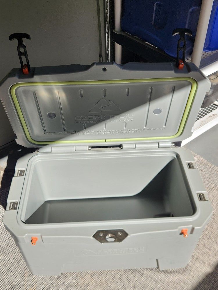 Ozark Trail 35 Qt Cooler