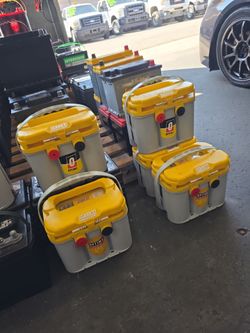 Optima Yellow Top Battery D34/78 Dual Purpose Deep Cycle AGM Car Truck Battery. Bateria de Gel Para Carro Camioneta
PRICE IS FIRM. Optima Yellow Top