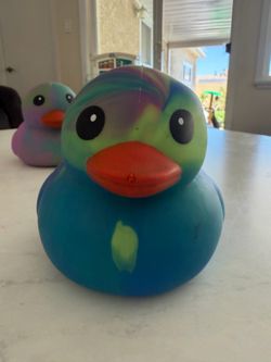 Squeezy Ducks and Peach