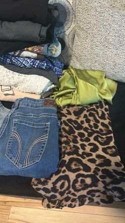 Ropa De Mujer Perfecto Estado Size SyM $8 Por Toda 