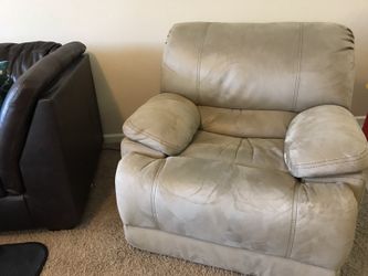 Presley power recliner