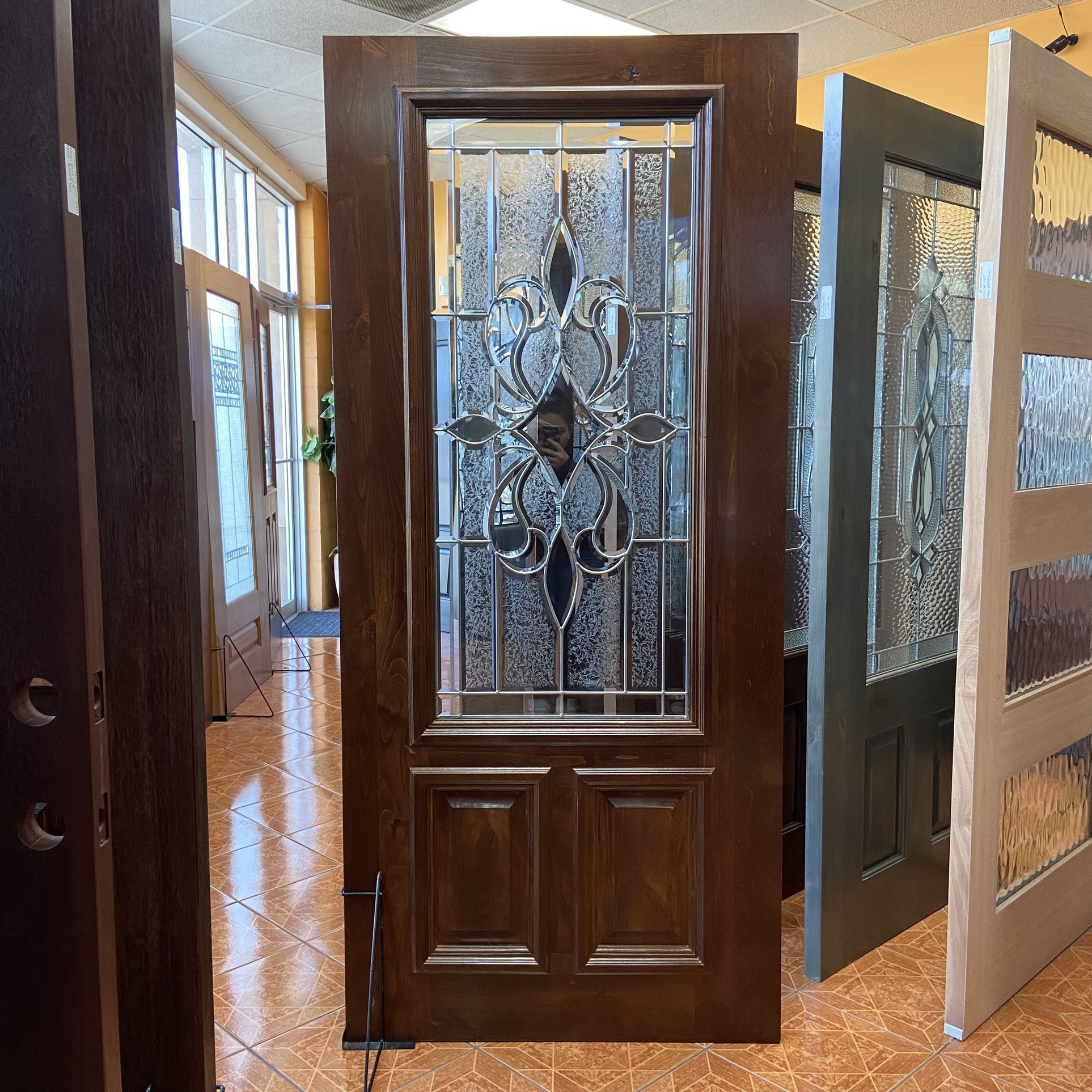 2/3 Lite Decorative Glass Knotty Alder Wood Front Entry Door - Rustic Door - Puerta De Madera Exterior