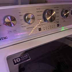 Maytag 2023 Washing machine FOR SALE