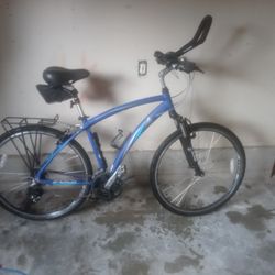 Fuji Bike 1.3 Crosstown