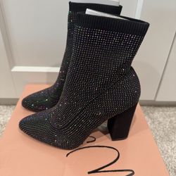 NIB Wild Pair Baybe Black Rhinestone Bling Block Heel Boots, Size 5