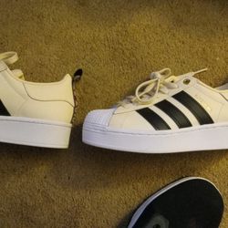 Female Adidas 