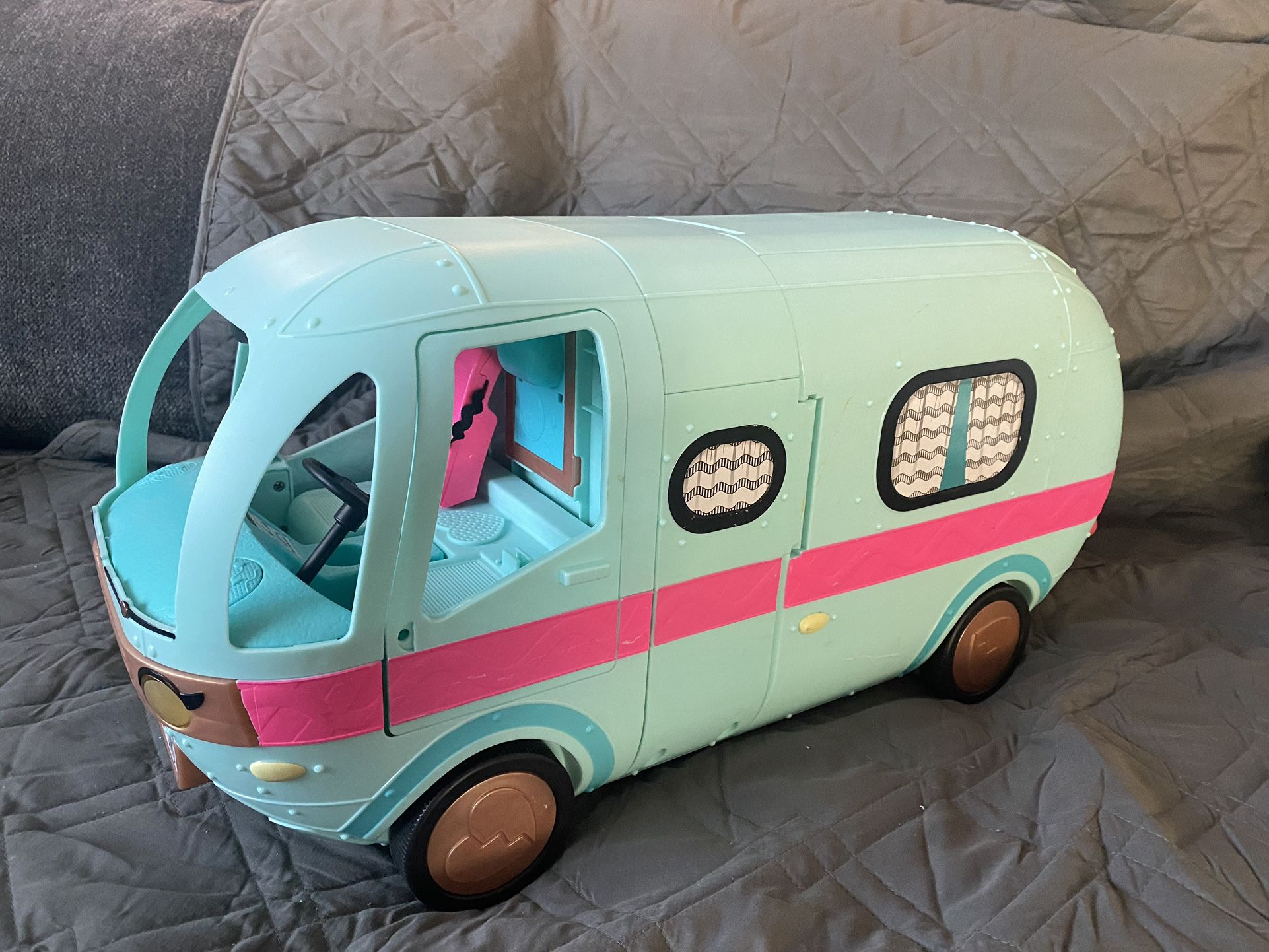 Lol Surprise Doll Van