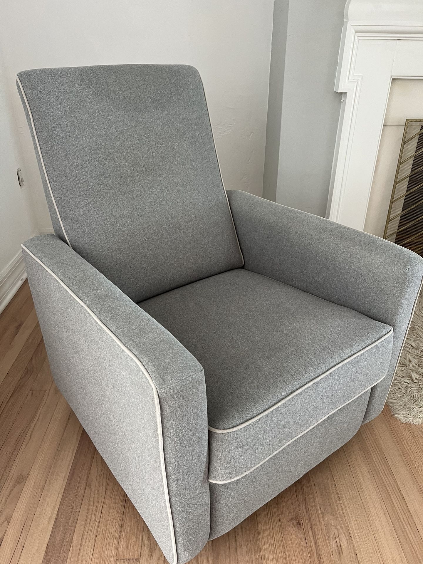 Da Vinci Recliner and Swivel Glider