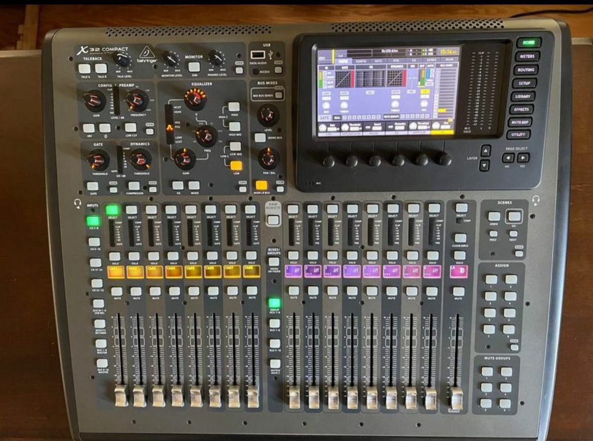 Behringer-X-32 Compact 