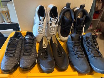 Shoes size 12