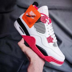 Jordan 4 Fire Red 29