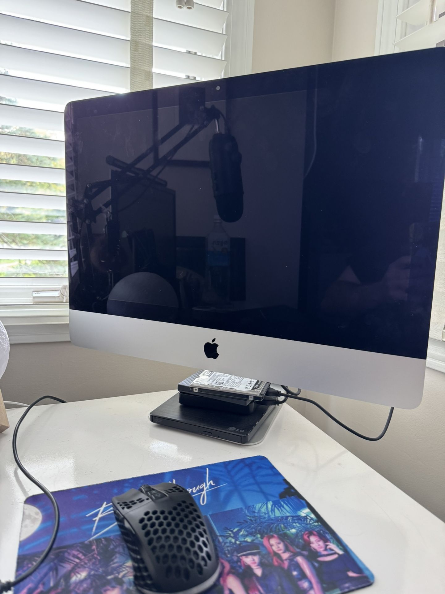 2017 21.5 Retina 4K Mac 1TB Storage