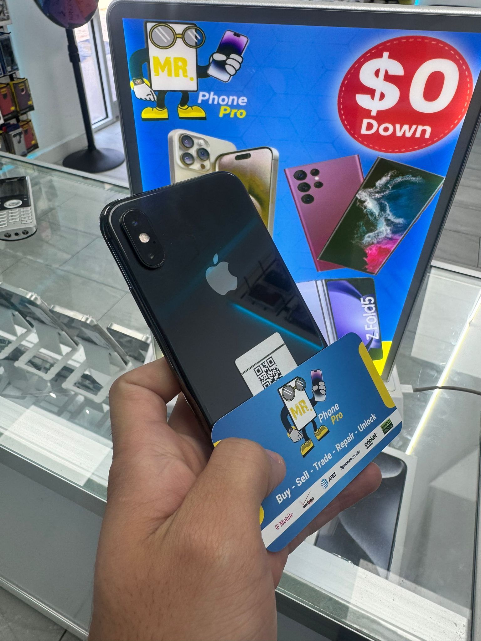 iPhone x, 1 year warranty!