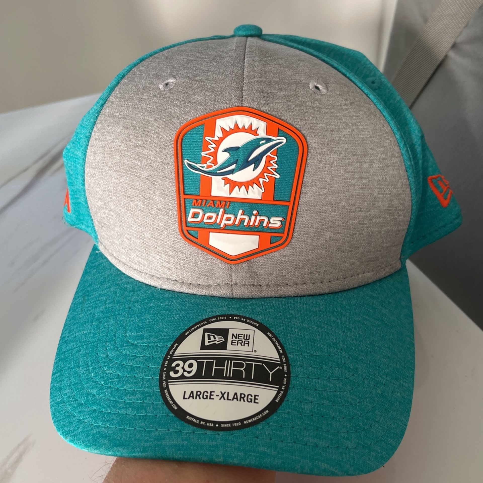 Miami Dolphins Lg XL New Era 39Thirty Cap 