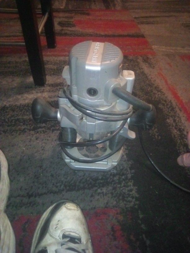Craftsman Plunge Router